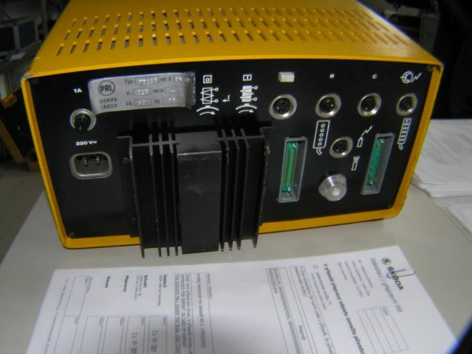 Robôs industriais-17